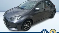 Usata 2021 Toyota Yaris Hybrid Trend Due volumi | 19.100 € (Buon prezzo)