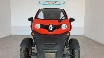 Usata Renault Twizy Life 12 kW (17 CV) 2020 Arancione Utilitaria