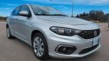 Usata Fiat Tipo 120 CV (88 kW) 2017 Grigio Coupé