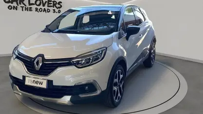 Usata Renault Captur Intens 110 CV (80 kW) 2017 Xui montecarlo bianconero SUV