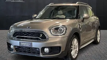 Grigio Usata 2017 Mini Cooper Countryman Hype SUV | 19.200 € (Buon prezzo)