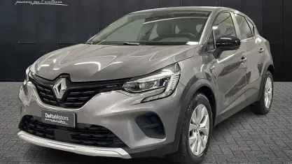 Usata Renault Captur Business 91 CV (66 kW) 2022 Grigio metallizzato SUV