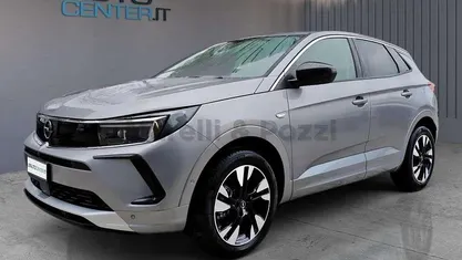 Usata 2025 Opel Grandland X Elegance SUV | 26.900 € (Buon prezzo)