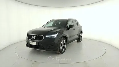 Usata Volvo XC40 Core 163 CV (119 kW) 2025 Onyx black SUV