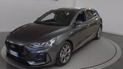 Usata Ford Focus ST-Line 125 CV (91 kW) 2023 Magnetic grey Berlina