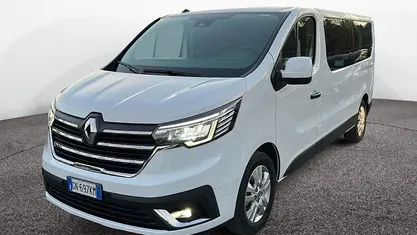 Bianco Usata 2023 Renault Trafic Monovolume | 32.900 € (Cara)