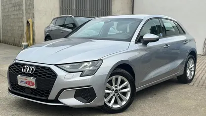 Usata Audi A3 115 CV (84 kW) 2023 Grigio Berlina