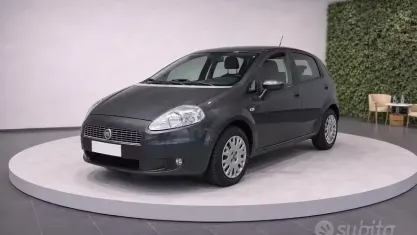 Usata Fiat Grande Punto Dynamic 75 CV (55 kW) 2007 Grigio Utilitaria