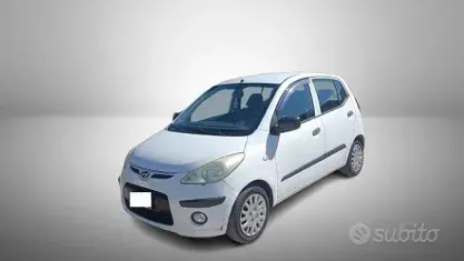 Usata Hyundai i10 Active 67 CV (49 kW) 2009 Bianco Utilitaria
