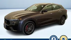 Nero metallizzato Usata 2021 Maserati Levante SUV | 50.400 € (Buon prezzo)