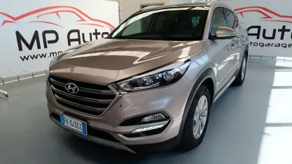 Usata Hyundai Tucson Xpossible 141 CV (103 kW) 2017 Grigio SUV