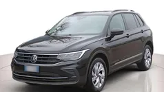 Nero perla Usata 2021 VW Tiguan Life SUV | 23.850 € (Buon prezzo)