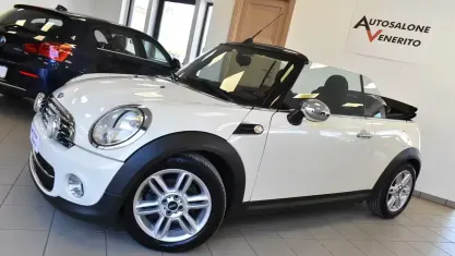 Usata Mini Cooper D Cabriolet 112 CV (82 kW) 2013 Bianco Cabrio