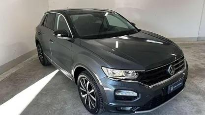 Grigio Usata 2019 VW T-Roc Business SUV | 15.900 € (Buon prezzo)