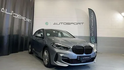 Usata BMW 118 M Sport 140 CV (102 kW) 2023 Grigio Utilitaria