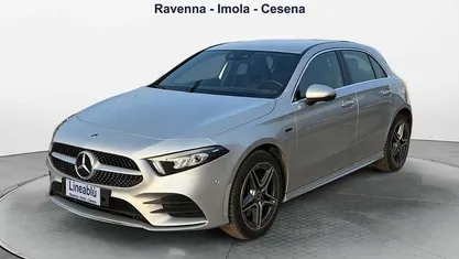 Usata Mercedes A250 218 CV (160 kW) 2021 Grigio Utilitaria