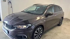 Bronzo Usata 2016 Fiat Tipo Business Station wagon | 8990 € (Buon prezzo)
