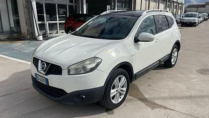 Usata 2010 Nissan Qashqai +2 Tekna SUV | 7500 € (Cara)