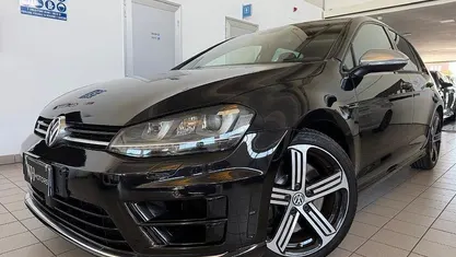 Usata VW Golf VII R 300 CV (220 kW) 2015 Berlina