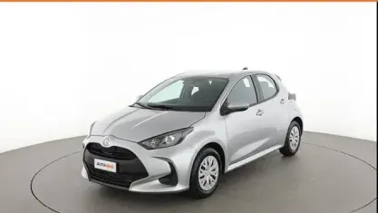 Usata Toyota Yaris Active 116 CV (85 kW) 2025 Argento Utilitaria