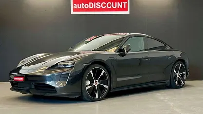 Usata Porsche Taycan 4S 139 kW (190 CV) 2021 Berlina
