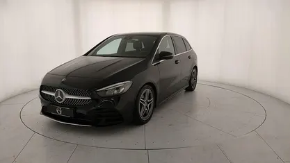 Usata Mercedes B200 Executive 150 CV (110 kW) 2019 Nero smeraldo met. Monovolume