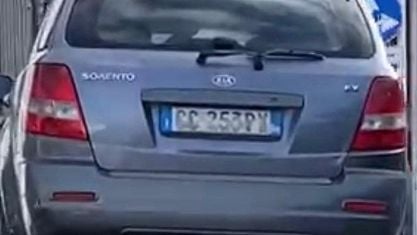 Usata Kia Sorento EX 140 CV (102 kW) 2003 Grigio SUV