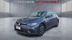 Usata 2022 VW Polo Life Tre volumi | 15.105 € (Ottimo prezzo)
