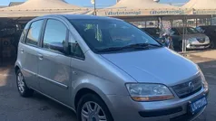 Usata 2005 Fiat Idea Emotion Monovolume | 2900 € (Buon prezzo)