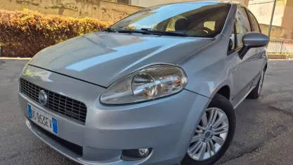 Usata Fiat Grande Punto 90 CV (66 kW) 2008 Grigio Utilitaria