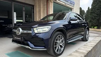 Usata Mercedes GLC300 Premium Plus 194 CV (142 kW) 2021 Blu Coupé