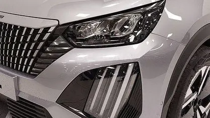 Grigio Nuova 2025 Peugeot 2008 Allure SUV | 22.900 € (Buon prezzo)