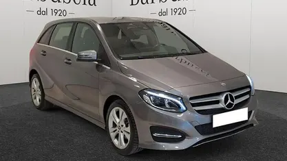 Grigio Usata 2018 Mercedes B180 Monovolume | 16.500 € (Buon prezzo)