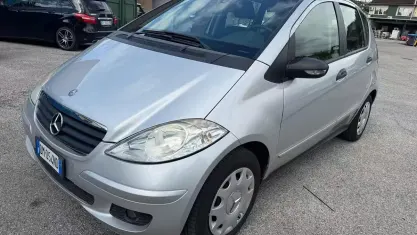 Usata Mercedes A150 Avantgarde 95 CV (69 kW) 2008 Grigio Berlina