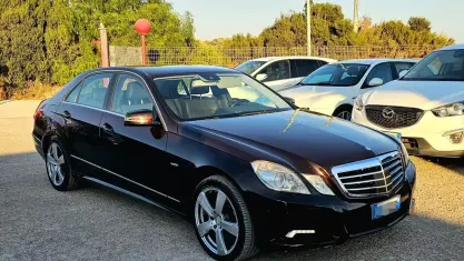 Usata Mercedes E350 AMG 231 CV (169 kW) 2010 Marrone Berlina