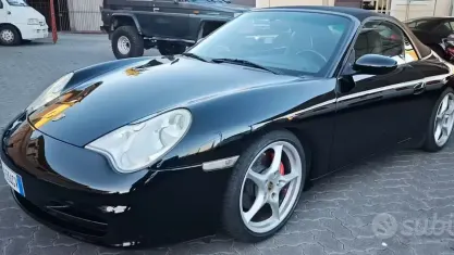 Käytetty Porsche 911 Carrera 4 Cabriolet 320 HP (235 kW) 2002 Musta Avoauto