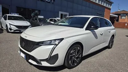 Usata Peugeot 308 Allure 131 CV (96 kW) 2022 Station wagon