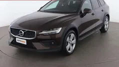 Marrone Usata 2019 Volvo V60 CC Business Edition Station wagon | 21.099 € (Buon prezzo)