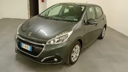 Usata Peugeot 208 Active 75 CV (55 kW) 2016 Grigio Utilitaria