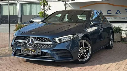 Blu Usata 2022 Mercedes CLA180 Advanced Tre volumi | 25.490 € (Super prezzo)