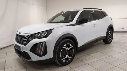 Usata Peugeot 2008 Allure 131 CV (96 kW) 2024 Bianco SUV