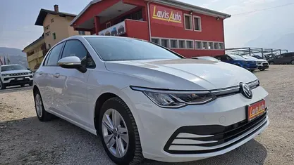 Usata VW Golf VIII Life 116 CV (85 kW) 2022 Bianco Berlina