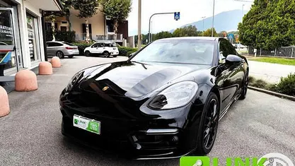 Usata Porsche Panamera Sport Turismo 330 CV (242 kW) 2023 Nero Berlina