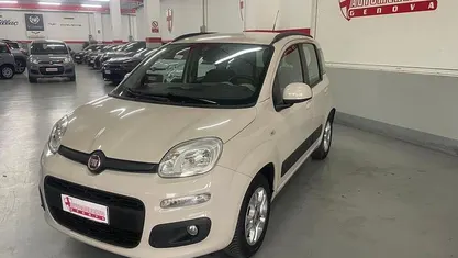 Usata Fiat Panda Lounge 86 CV (63 kW) 2016 Utilitaria