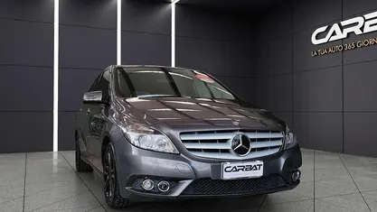 Usata Mercedes B180 Executive 109 CV (80 kW) 2013 Grigio scuro Monovolume