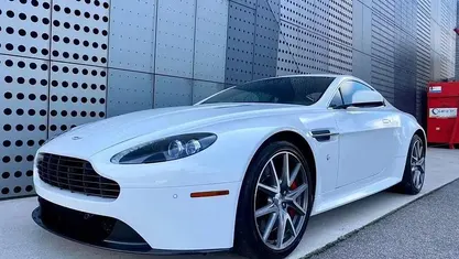Usata Aston Martin V8 Vantage 436 CV (320 kW) 2013 Bianco Coupé