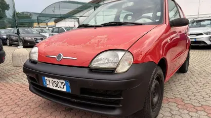 Usata Fiat Seicento 54 CV (39 kW) 2005 Rosso Utilitaria