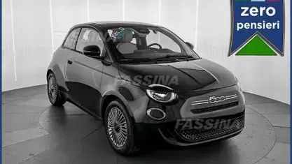 Nuova Fiat 500 Icon 65 CV (47 kW) 2026 Nero Utilitaria