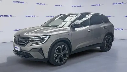 Usata Renault Austral Iconic Esprit Alpine 200 CV (147 kW) 2024 Gray SUV