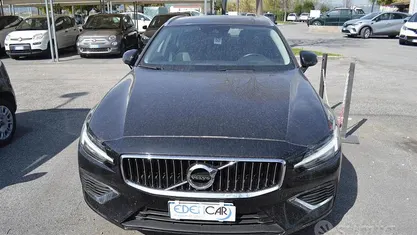Usata Volvo V60 Inscription 253 CV (186 kW) 2021 Station wagon